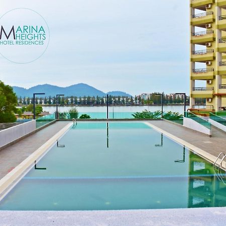 Marina Heights Hotel Residences Lumut Bagian luar foto